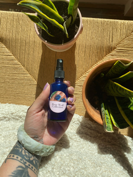 REPEL : A protection spray with organic cedar oil.