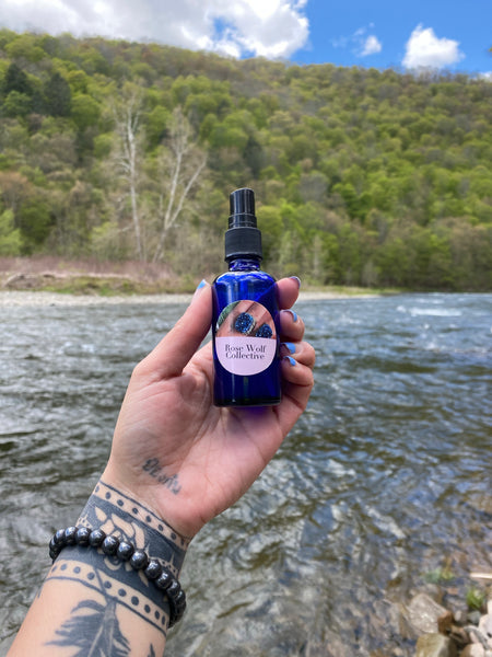 REPEL : A protection spray with organic cedar oil.