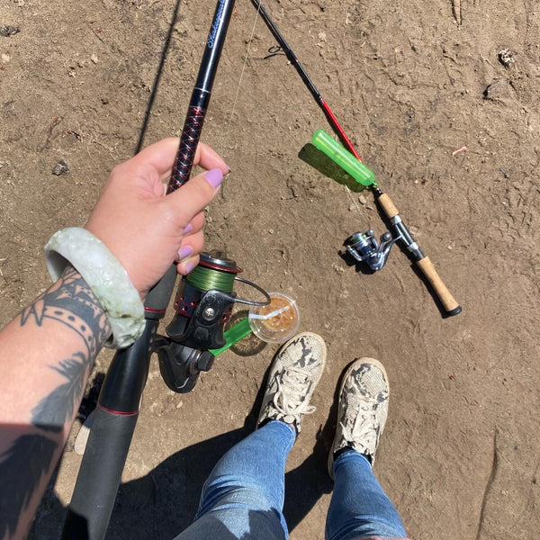 REPEL : A protection spray with organic cedar oil.